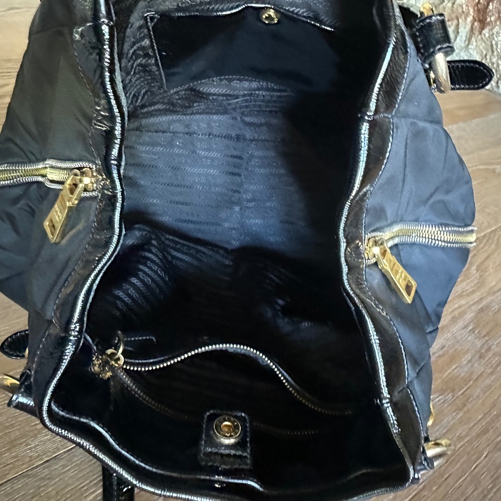 PRADA Vintage Tessuto Nylon and Enamel Black Calfskin Tote - Picture 10 of 17